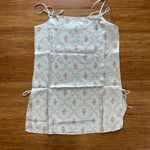 Hill House sleeping gown